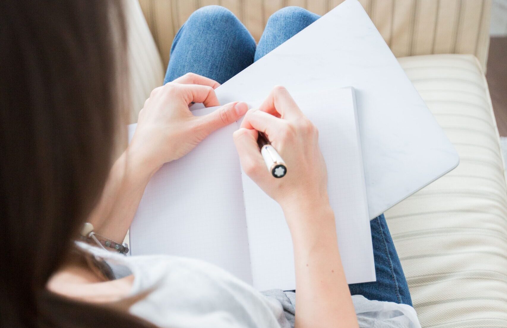 Professional Writing is a must on Gold Coast Resumes & Cover Letters Services